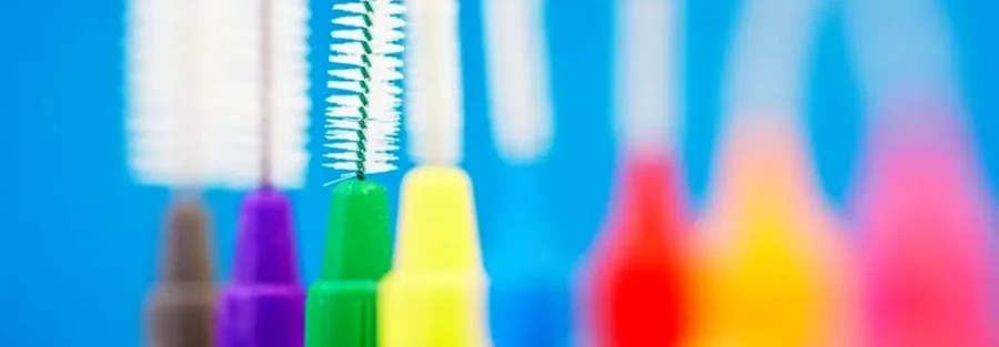 مسواک بین دندانی